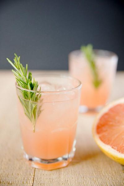 Sunset Cocktail Party: Cool Drinks for a Hot Night
